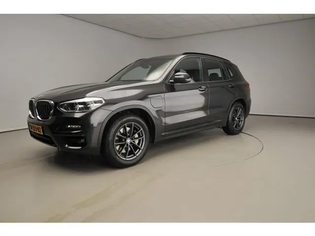BMW X3 xDrive30e 2020 Hybride Benzine 43