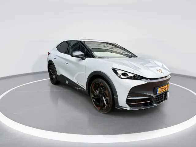 CUPRA Tavascan Adrenaline 82 kWh 2026 Elektrisch 2