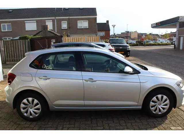 Volkswagen Polo 1.0 TSI Comfortline 2019 Benzine 3