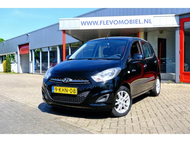 Hyundai i10 1.0 i-Drive 5-drs Elektr. ramen 2013 Benzine