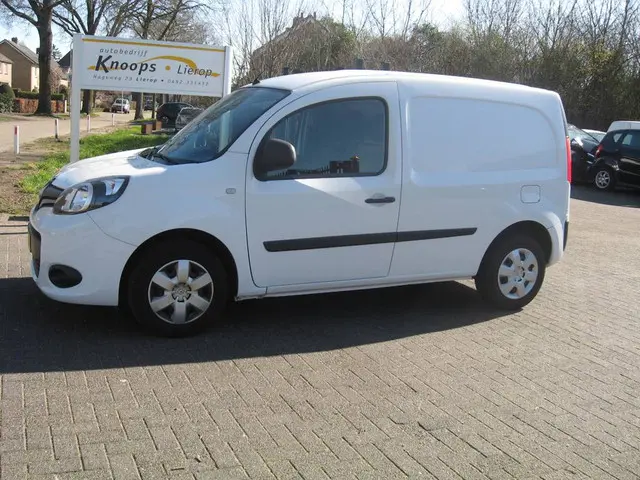 Renault Kangoo 1.5 Blue dCi 95 Nieuw Staat 2020 Diesel 2