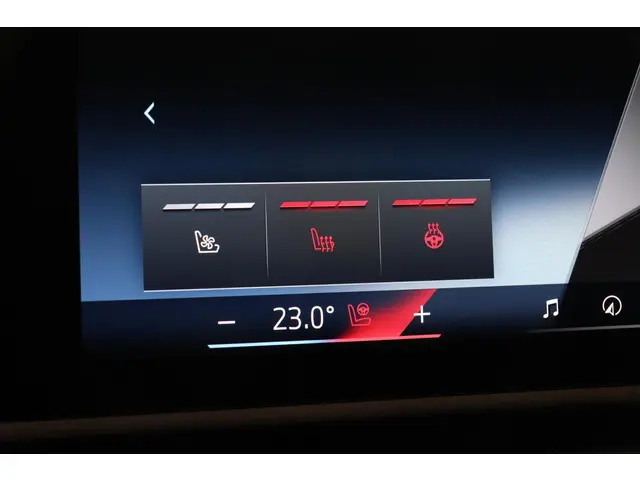 BMW 5 Serie Touring 550e xDrive 2025 Hybride Benzine 43