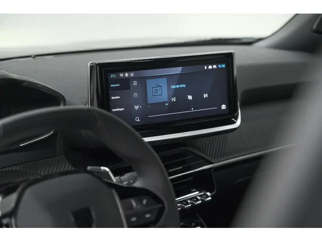 Peugeot 2008 PureTech 130 EAT8 Allure 2024 Benzine 53