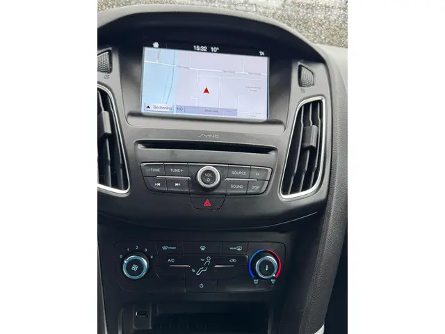 Ford Focus Wagon 1.5 TDCI Trend Edition 2016 Diesel 18