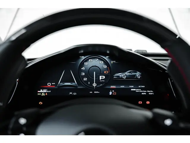 Ferrari 12Cilindri V12 2025 Benzine 43