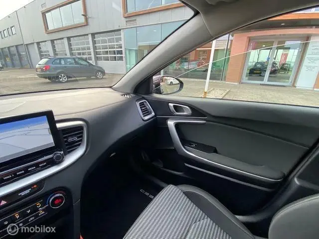 Kia Ceed Sportswagon 1.0 T-GDi DynamicLine 2022 Benzine 28