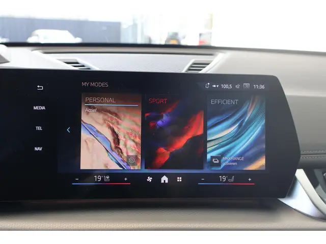 BMW iX1 xDrive30 2025 Elektrisch 23