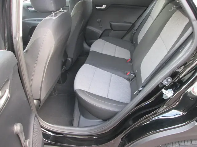 Kia Stonic 1.0 T-GDi DynamicLine 2020 Benzine 16