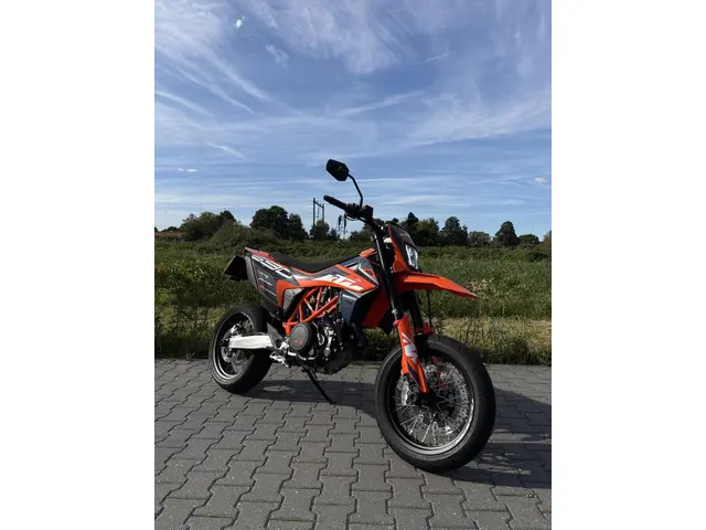 KTM 690 SMC R SMC-R 2023 Benzine 5