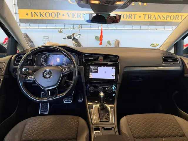 Volkswagen Golf 2.0 TDI Highline 2018 Diesel 9