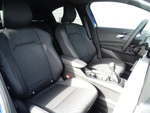 Renault Clio 1.2 TCe 115 techno 2026 Benzine 18