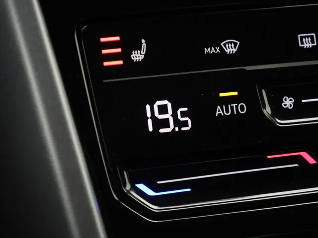 Volkswagen T-Roc 1.0TSI/116PK Life 2025 Benzine 6