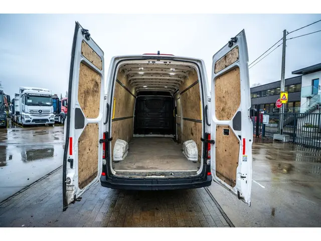 MAN TGE 3.140 2020 Diesel 7