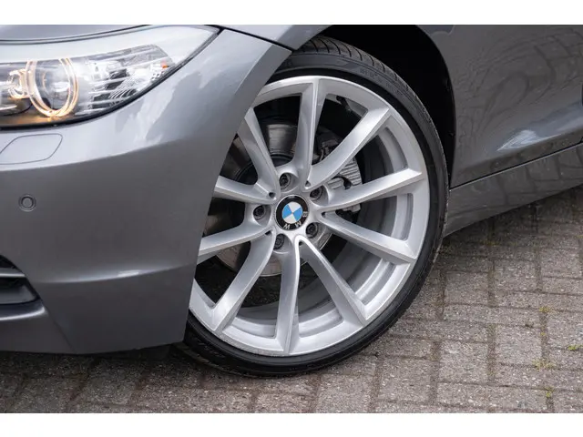 BMW Z4 Roadster sDrive20i High Executive 2013 Benzine 15