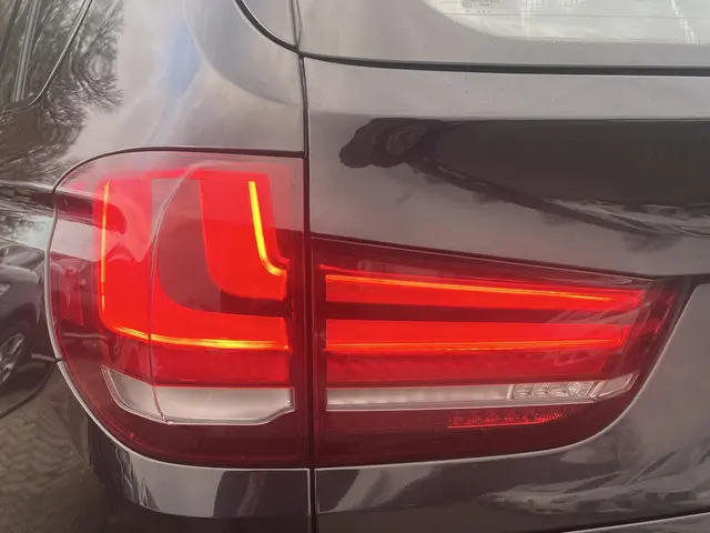 BMW X5 xDrive 50i High Executive 2013 Benzine 46