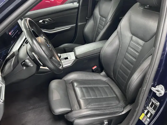 BMW 3 Serie Touring 330e xDrive 2022 Hybride Benzine 7