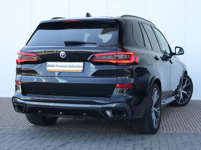 BMW X5 xDrive45e High Executive 2023 Hybride Benzine 5
