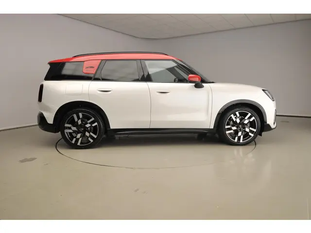 MINI Countryman SE 2025 Elektrisch 4
