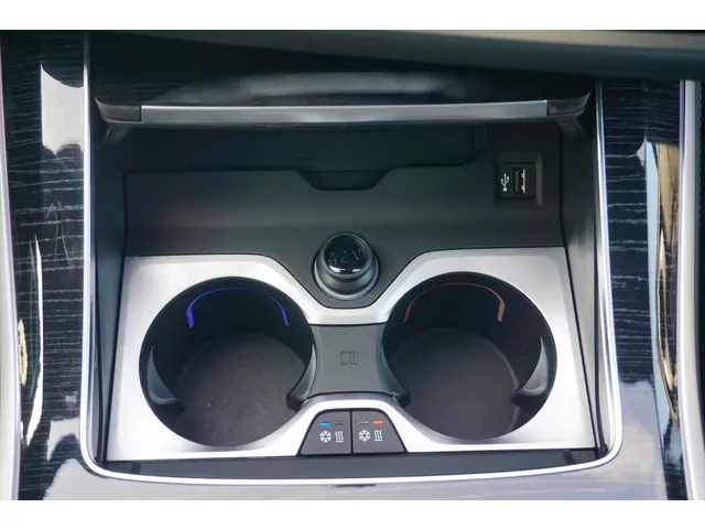 BMW X5 xDrive50e 2024 Hybride Benzine 28