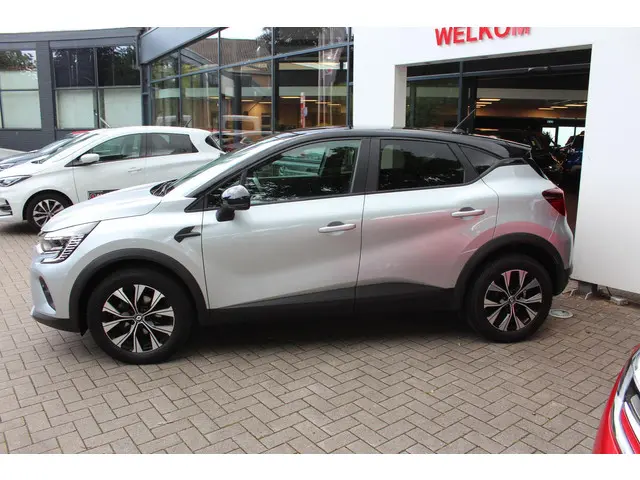 Renault Captur 1.0 TCe 90 evolution 2023 Benzine 3