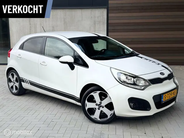 Kia Rio 1.2 CVVT Design Edition 2013 Benzine 2