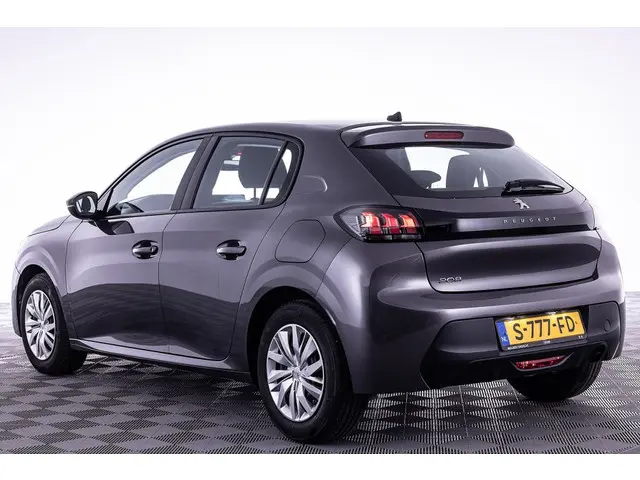 Peugeot 208 2