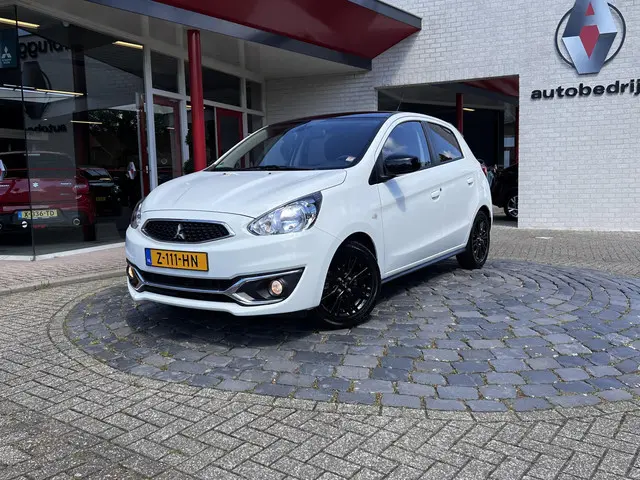 Mitsubishi Space Star 1.2 Connect Pro 2018 Benzine 18