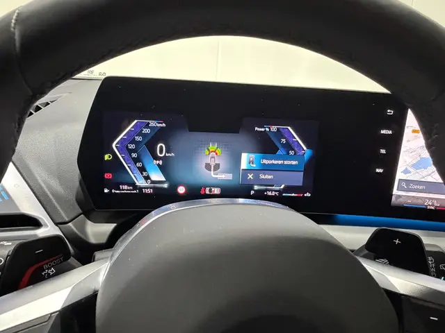 BMW 1 Serie 120 M Sport Design Edition 2024 Benzine 11