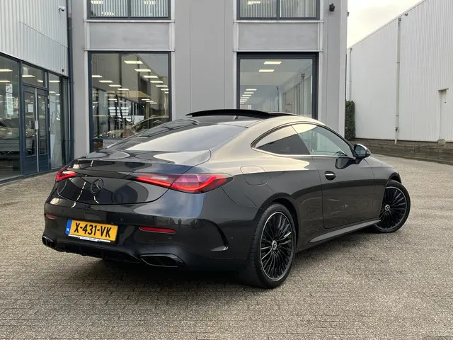 Mercedes-Benz CLE Coupé 200 AMG Line 2024 Benzine 2