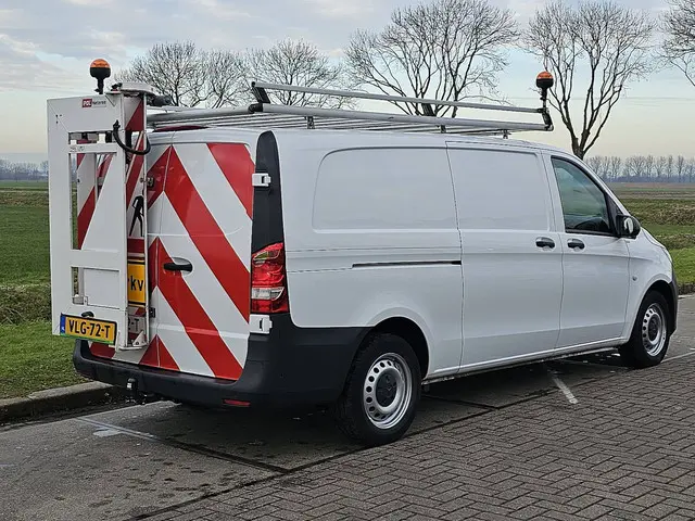 Mercedes-Benz Vito 116 2022 Diesel 3