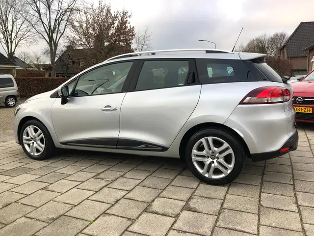 Renault Clio Estate 0.9 TCe Zen 2020 Benzine 10