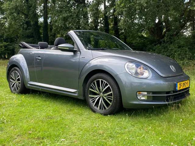 Volkswagen Beetle Cabrio 1.2 TSI Automaat 2016 Benzine 6