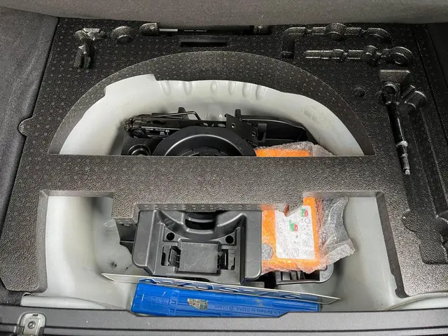 Peugeot 2008 1.2 PureTech Style 2015 Benzine 40