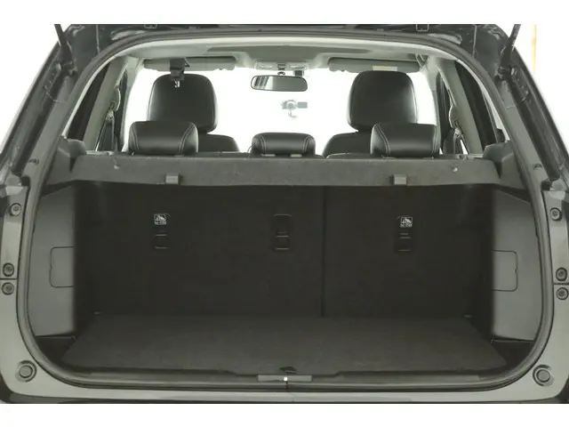 Suzuki Vitara 1.6 High Executive 2015 Benzine 23