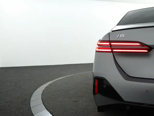 BMW i5 Sedan M60 xDrive 2025 Elektrisch 38