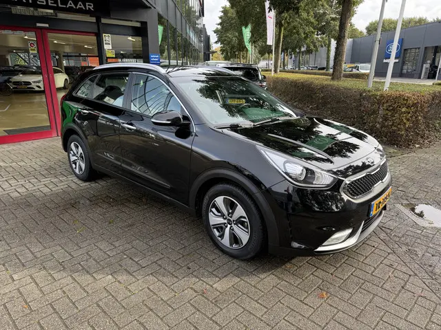 Kia Niro 1.6 GDi Hybrid DynamicLine 2018 Hybride Benzine 7