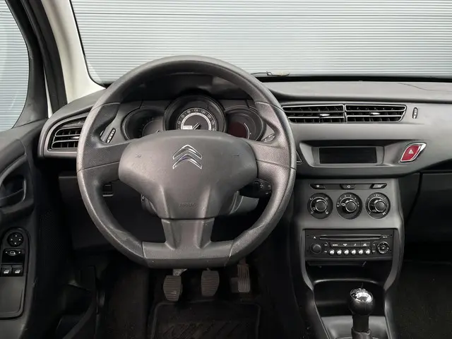 Citroën C3 1.0 VTi Attraction 2013 Benzine 9