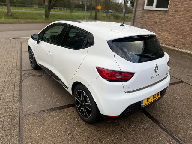 Renault Clio 0.9 TCe Dynamique 2016 Benzine 23