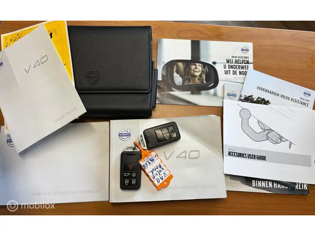 Volvo V40 1.6 T4 Summum 2014 Benzine 23