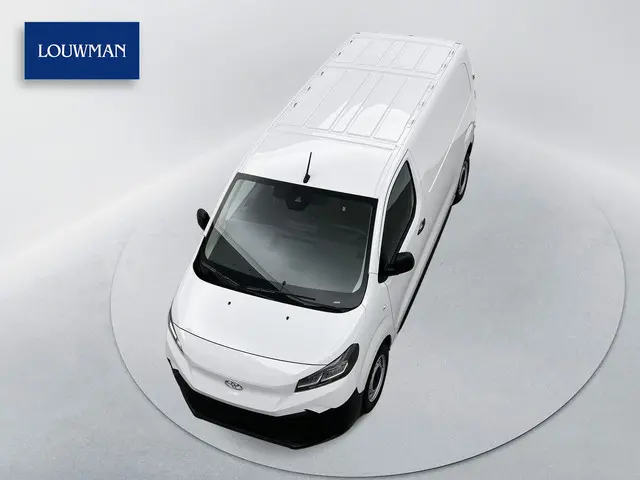 Toyota ProAce Worker 2.0 D-4D Challenger 2024 Diesel 34