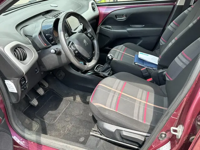 Peugeot 108 1.0 e-VTi Allure 2014 Benzine 7