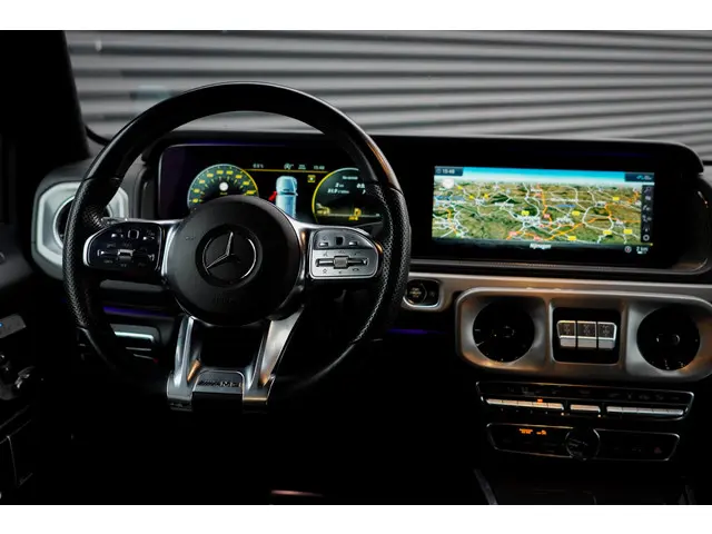 Mercedes-Benz G-Klasse 500 2018 Benzine 35
