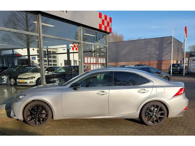 Lexus IS 300h Sport Edition 2016 Hybride Benzine 5