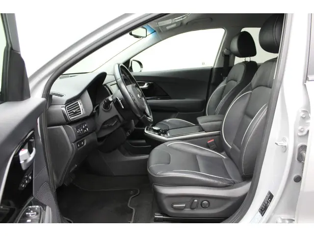 Kia e-Niro ExecutiveLine 64 kWh 2019 Elektrisch 15