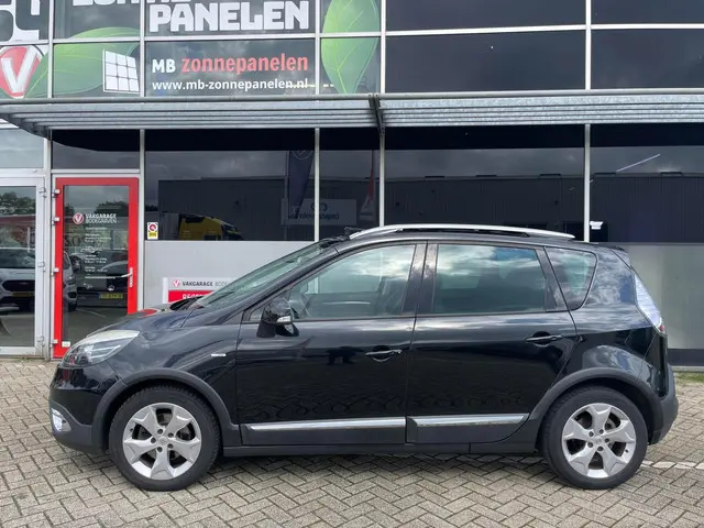 Renault Scénic Xmod 1.2 TCe Bose / panoramadak 2013 Benzine 4