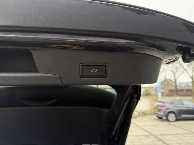 Volkswagen ID.4 First Max 77 kWh 2020 Elektrisch 17