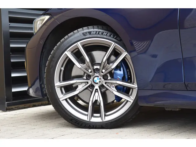 BMW 3 Serie Touring M340i xDrive 2021 Benzine 43