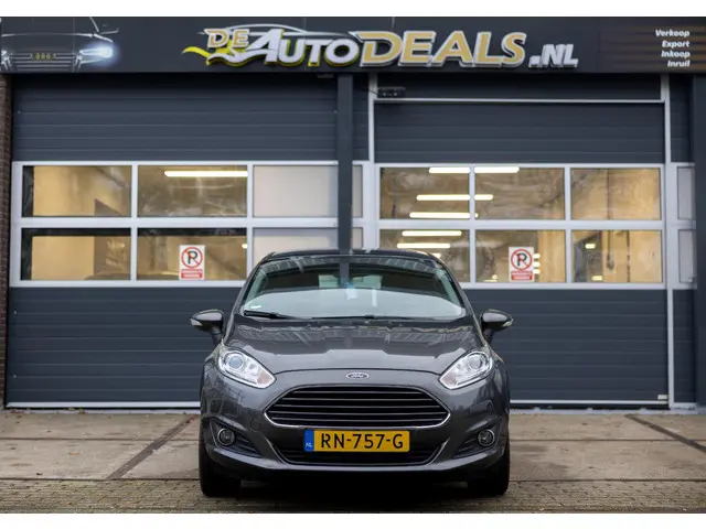 Ford Fiesta 1.0 White Edition AIRCO 2015 Benzine 3