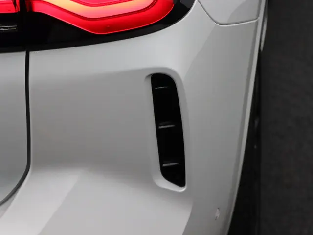 BMW X3 xDrive30e 2024 Hybride Benzine 30