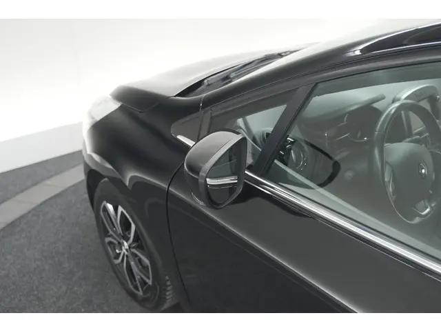 Renault Clio TCe 90 Intens 2017 Benzine 19